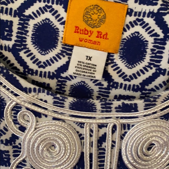 Ruby Rd top - Picture 3 of 3